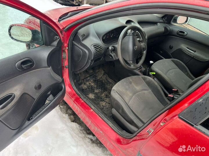 Peugeot 206 в разбор