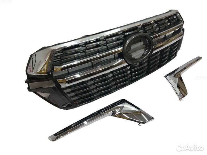 Решетка радиатора Toyota Land Cruiser 200 T7411