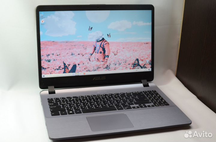 Современный быстрый ноутбук Asus/SSD FullHD