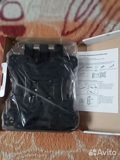 Кронштейн для телевизора поворотный