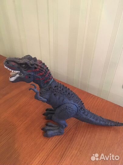 Динозавры игрушки