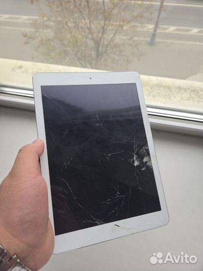iPad air 16 г на запчасти