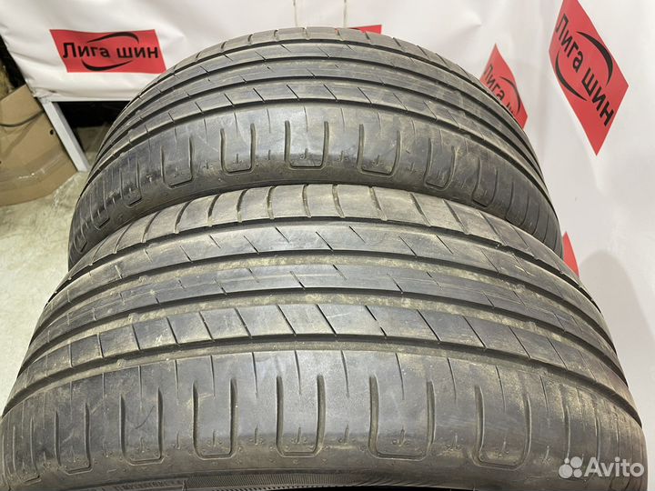 Goodyear EfficientGrip Performance 225/55 R16