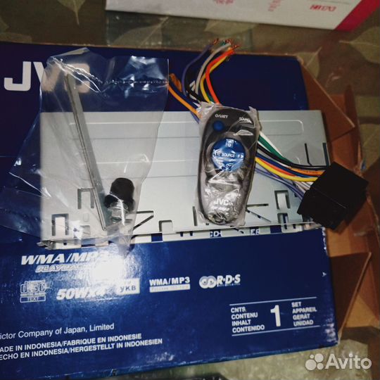 Aвто CD ресивер MP3 JVC KD-G527