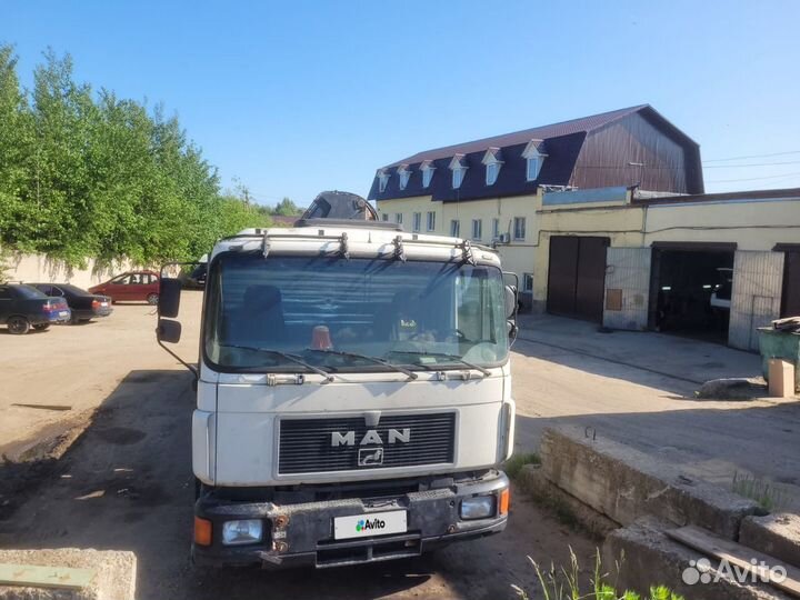 MAN F 2000 с КМУ, 1991