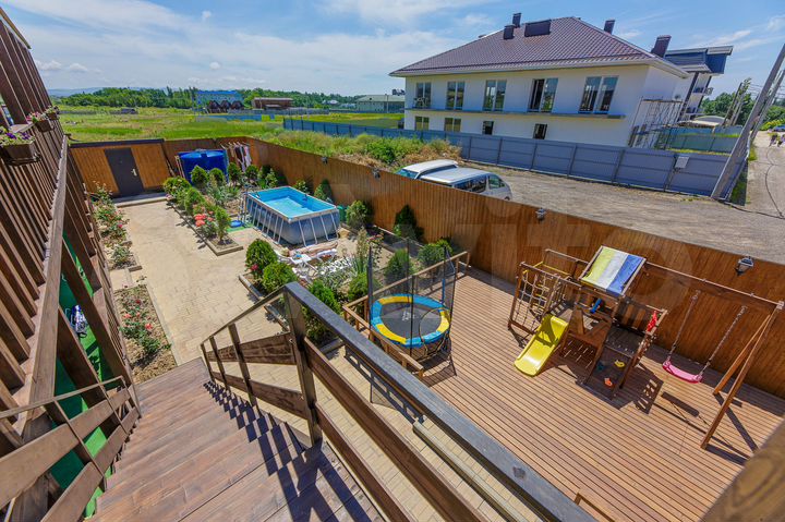 Гостиница, 334 м²