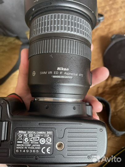 Зеркальный фотоаппарат nikon d60 с обьективом