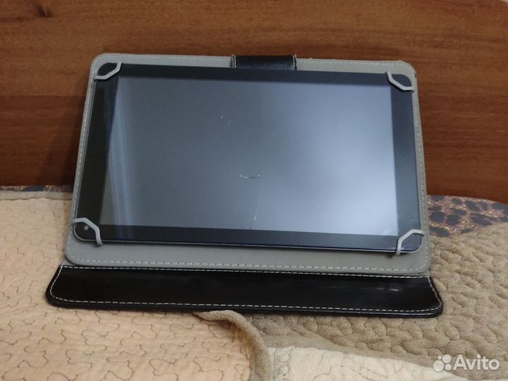 Планшетный компьютер digma optima 10.8