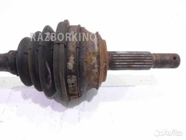 Привод передний правый