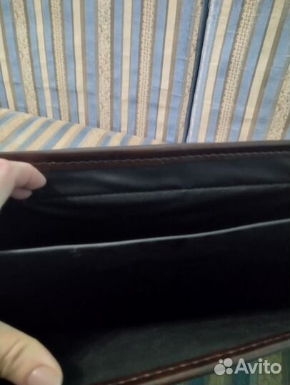 Мужской кожаный портфель коричневый