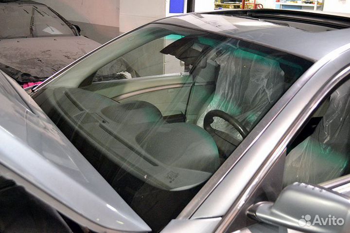Лобовое стекло Бмв Е65. Продажа и установка