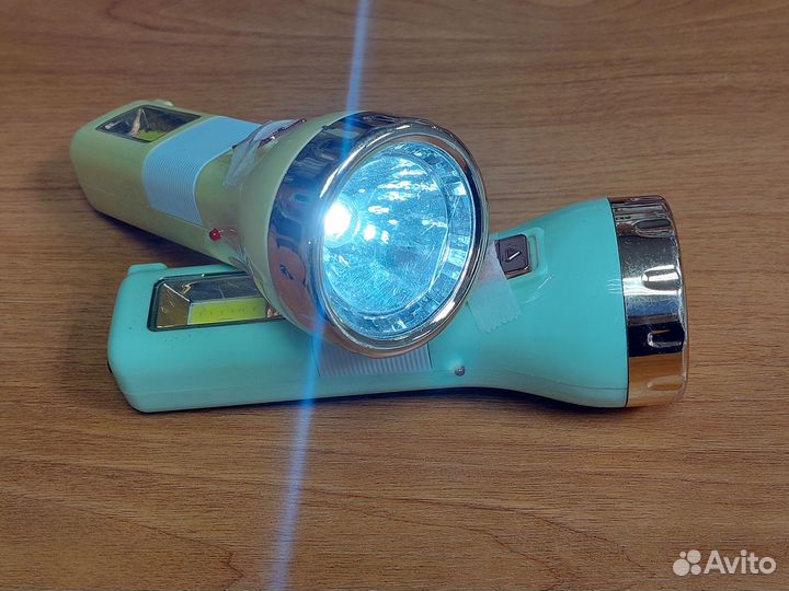 Фонарь аккумуляторный ручной (новый)