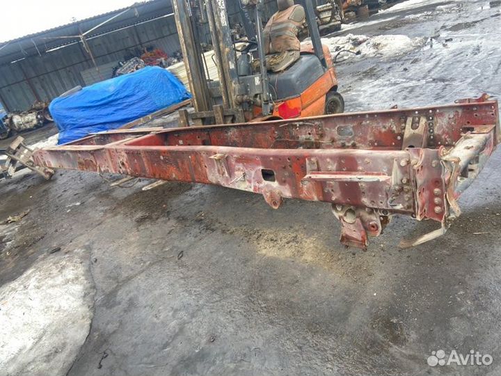 Рама. Iveco Eurotrakker 2005