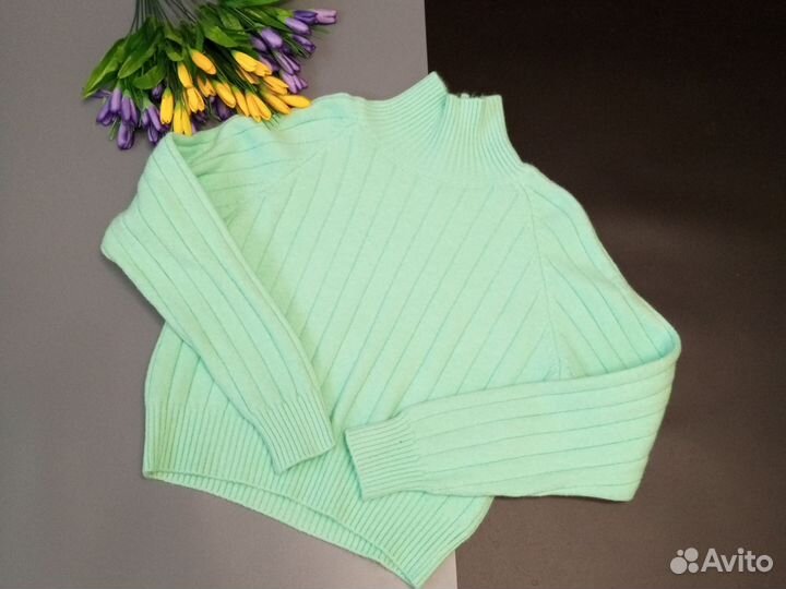 Свитер женский оверсайз с горлом