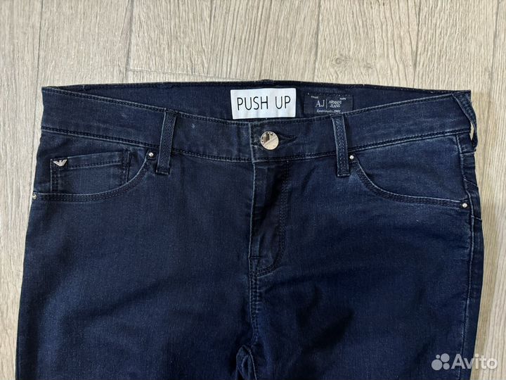 Джинсы armani