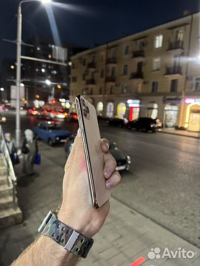 iPhone 11 Pro Max, 64 ГБ