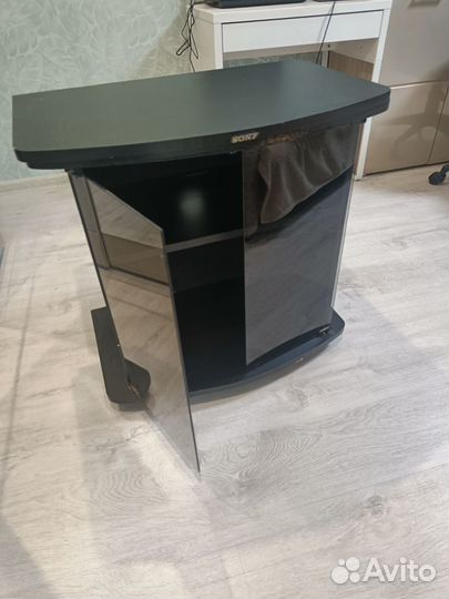 Тумба под телевизор