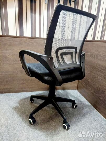 Кресло офисное новое