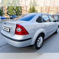 Ford Focus 1.6 MT, 2005, 134 260 км, с пробегом, цена 395 000 руб.