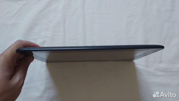 Asus Transformer Pad (TF300TG) синий