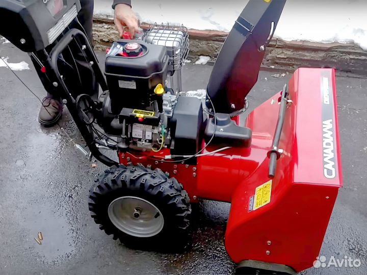 Снегоуборщик Canadiana CM741450SE витрина 10 лс