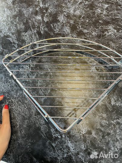 Угловая полка в ванную