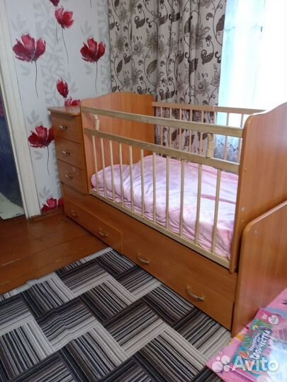 Детская кроватка
