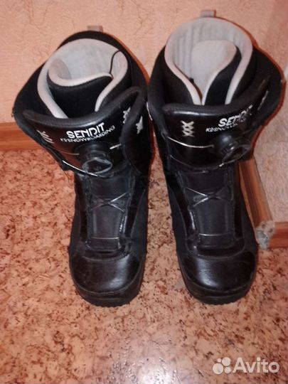 Сноубордические и горнолыжные ботинки