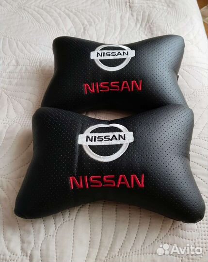 Подушки для авто nissan 2шт