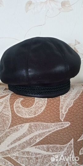 Берет женский новый