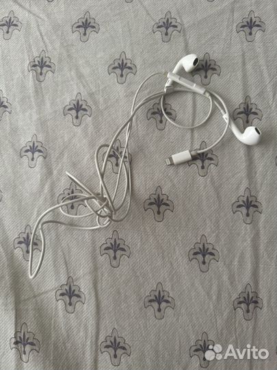 Наушники apple airpods