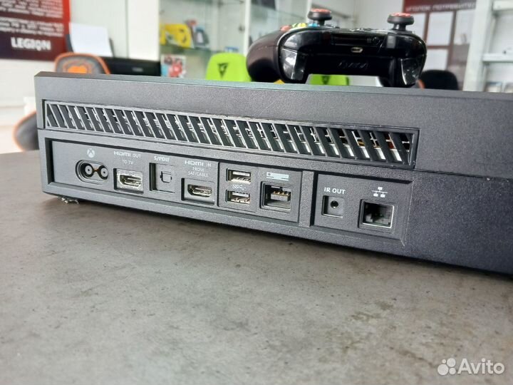 Игровая Приставка X-BOX ONE/500GB