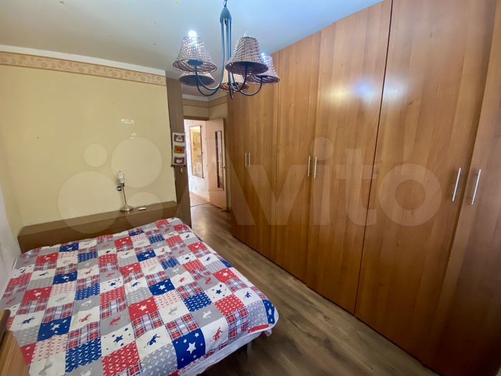 2-к. квартира, 48 м², 9/9 эт.