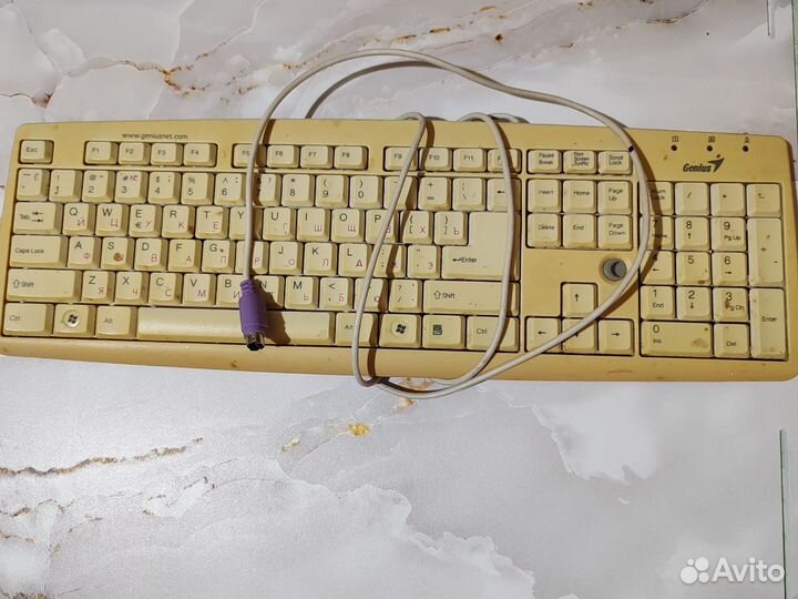 Компьютерная клавиатура и мышка