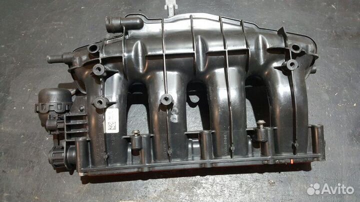 Впускной коллектор Volkswagen Passat CC 2.0 tfsi