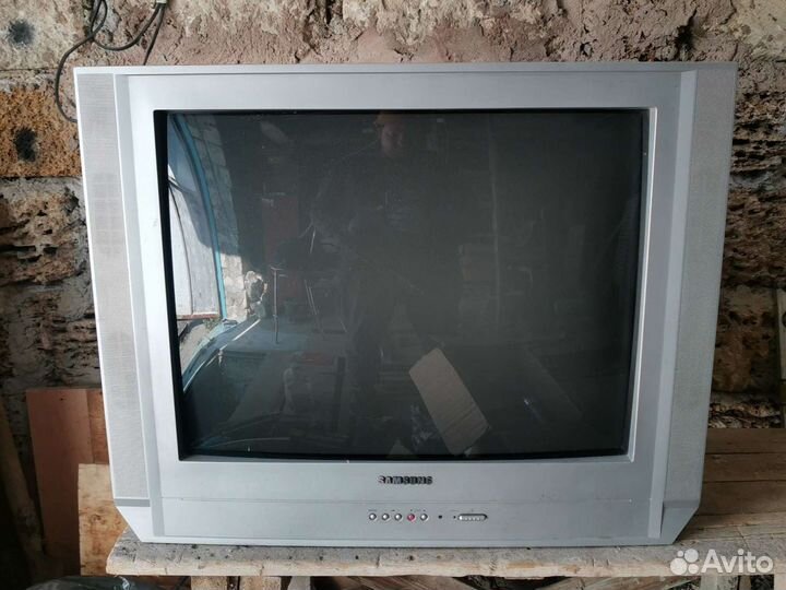 Телевизор Samsung 29