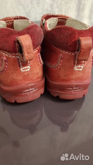 Сандалии 26р ecco