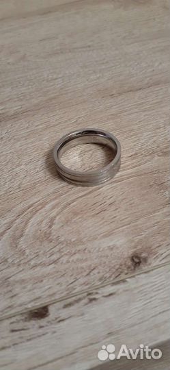 Серебряное кольцо 18.5
