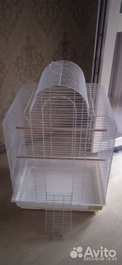 Большая клетка для птиц