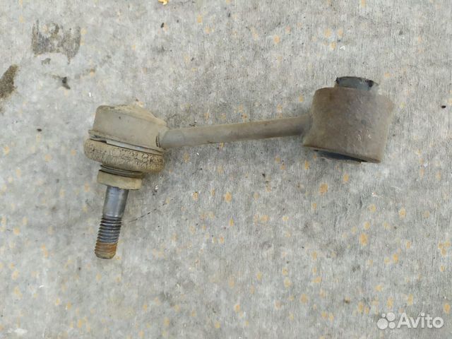 Стойка заднего стабилизатора Volkswagen Jetta 6