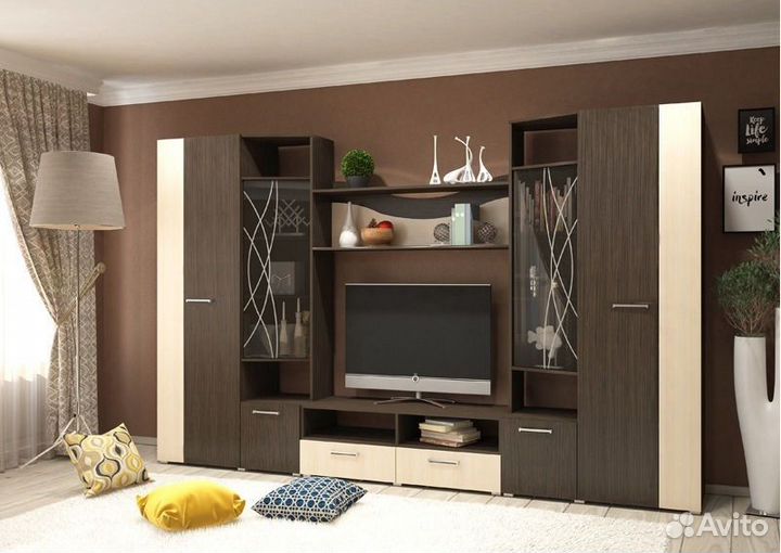 Стенка в гостиную