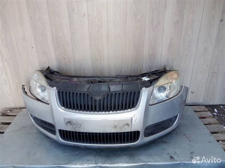 Бампер передний от Skoda Fabia 2007-2015