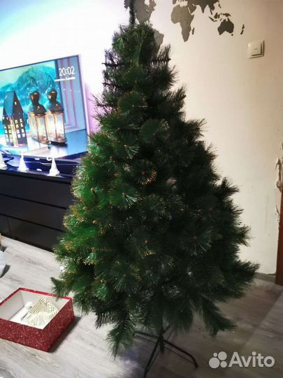 Елка искусственная