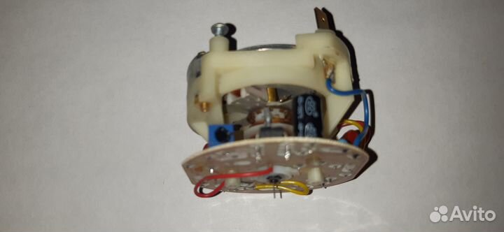 Тахометр в высокую панель