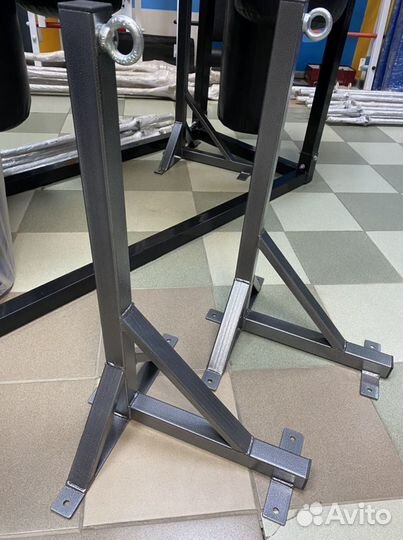 Кронштейн для боксерского мешка