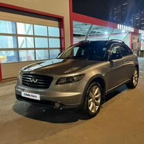 Infiniti FX35 3.5 AT, 2004, 250 000 км, с пробегом, цена 725 000 руб.