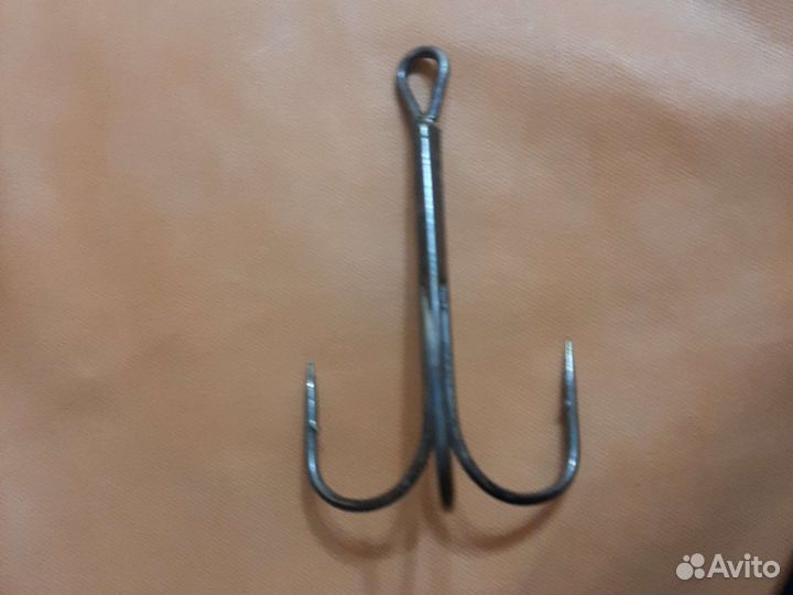 Продаю крючки все которые на фото