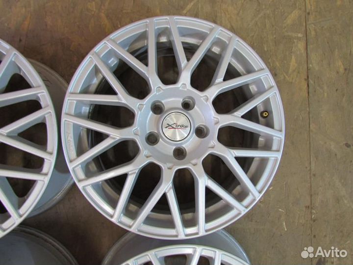 Диски Nissan R17 Литые 5x114.3 J7 HS1