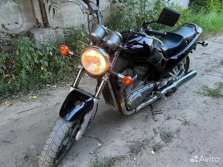 Suzuki VX 800