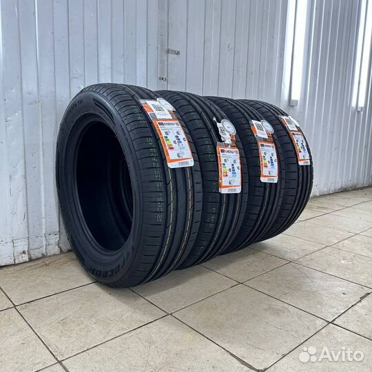 Tracmax X-Privilo TX3 215/40 R17 87W